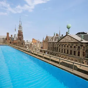 Szálloda W