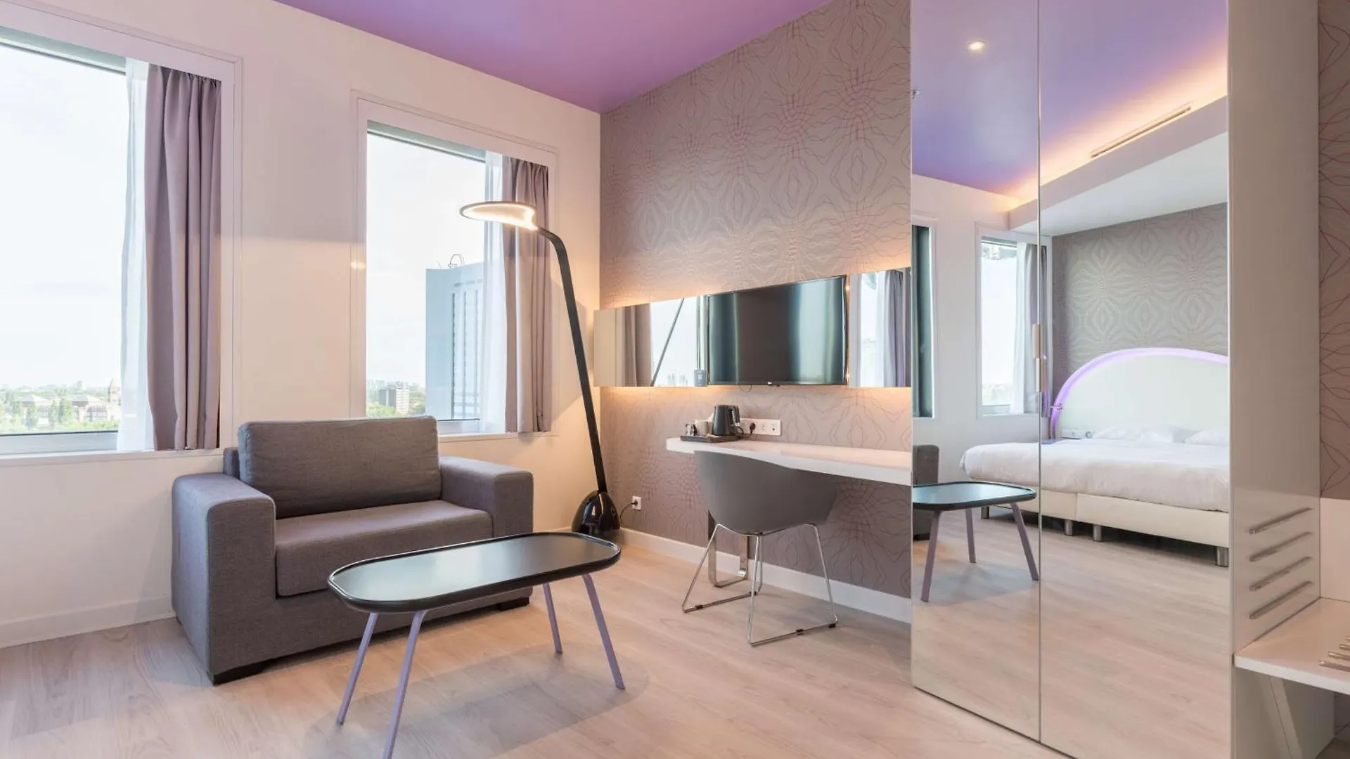 Park Inn By Radisson Amsterdam City West 4*,
